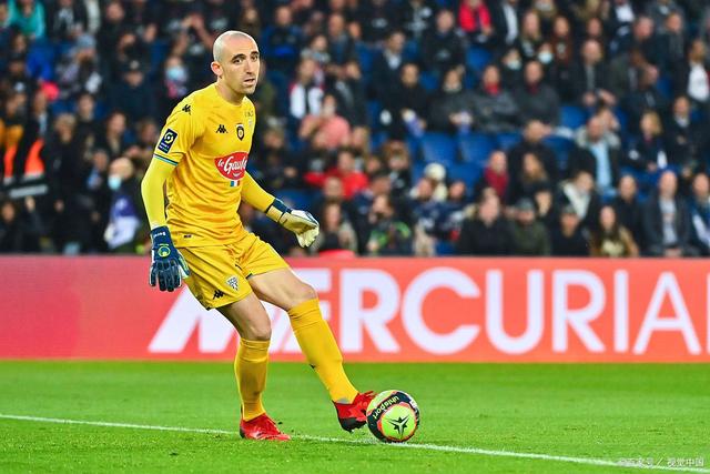 爱游戏官方-圣埃蒂安主场遭遇波尔多逆转，失利收场的简单介绍