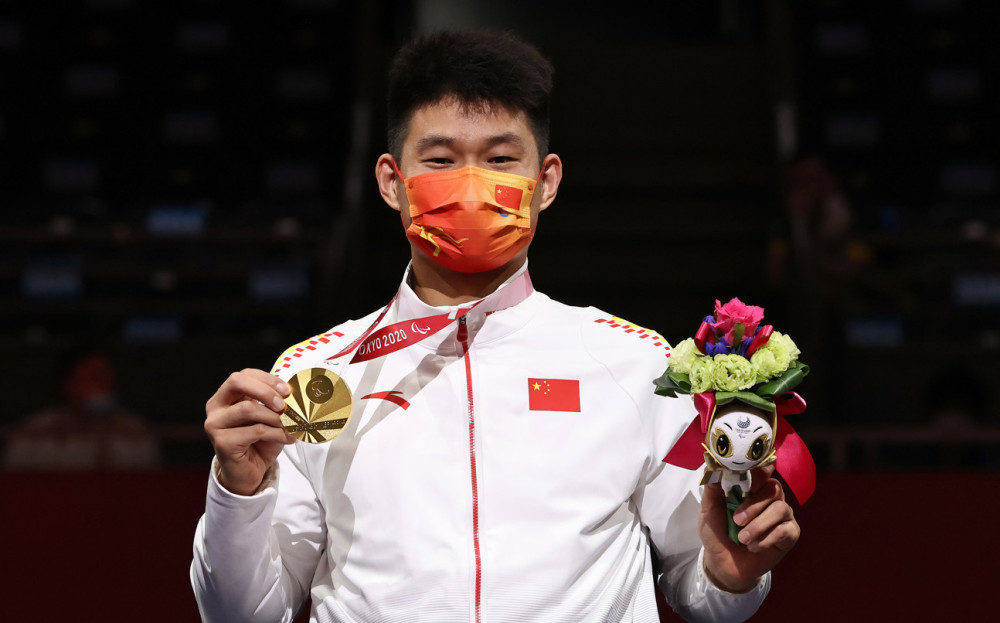 瑞典击剑选手奋勇争先,力夺季军 瑞典击剑选手奋勇争先,力夺季军