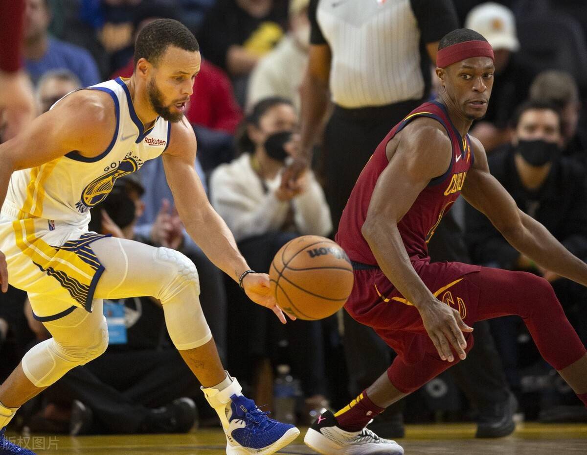 包含意外惊喜：比赛中突如其来的逆转的词条