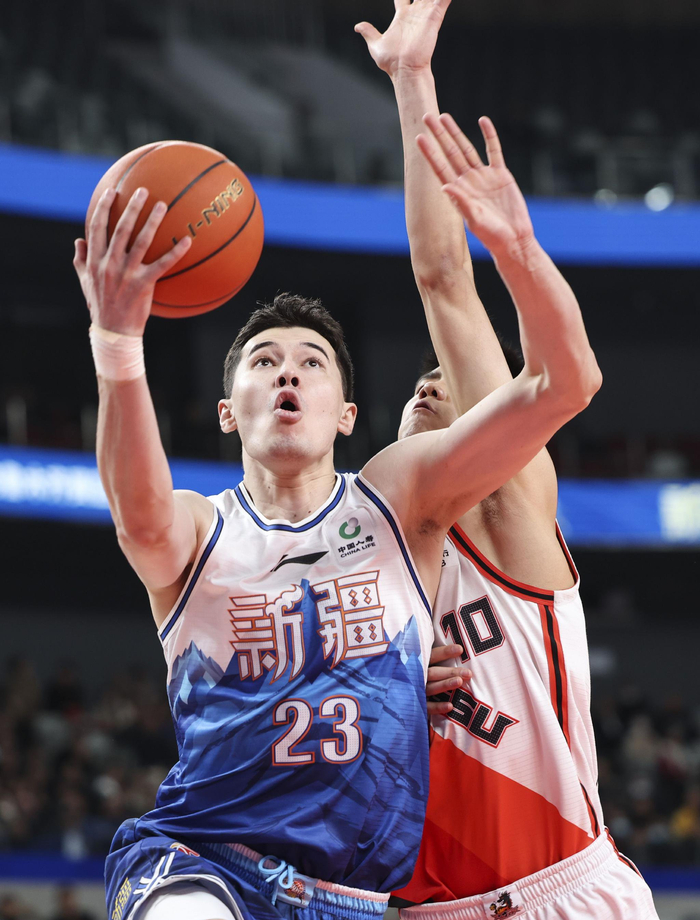 新疆队在全国比赛中表现出色的简单介绍